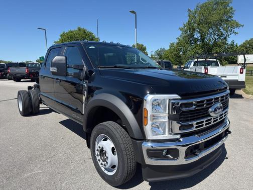 Agate Black Metallic 2026 Ford F-450 AS