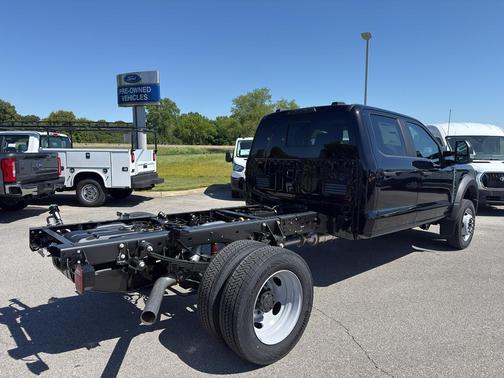 Agate Black Metallic 2026 Ford F-450 AS