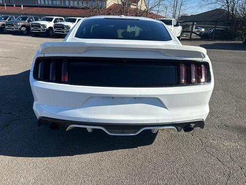 2016 Ford Mustang EcoBoost Premium