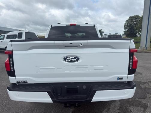 Oxford White 2024 Ford F-150 Lightning Flash