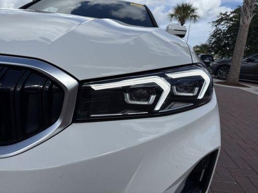 2024 BMW 330 i