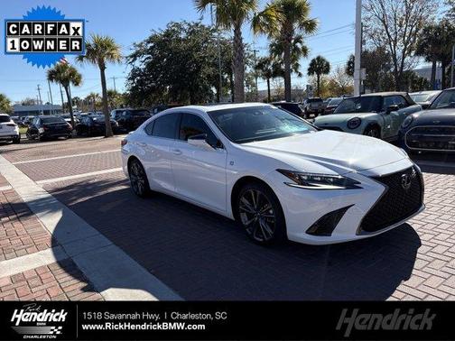 2023 Lexus ES 300h Base