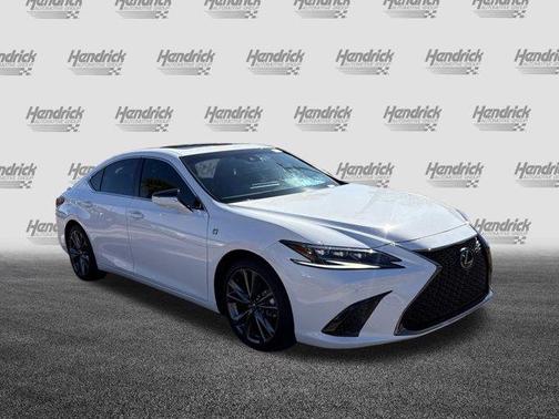 2023 Lexus ES 300h Base