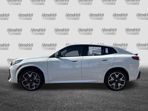 2025 BMW X2 xDrive28i