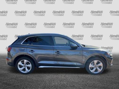 2024 Audi Q5 45 S line quattro Premium