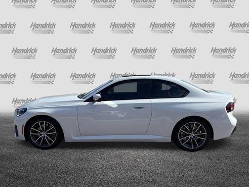 2024 BMW 230 i