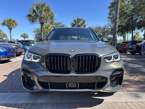 2022 BMW X5 M50i