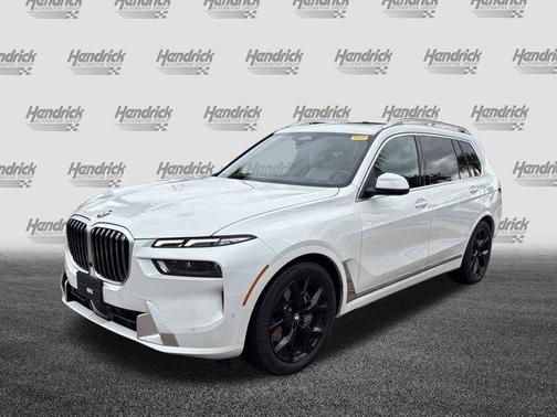 2025 BMW X7 xDrive40i