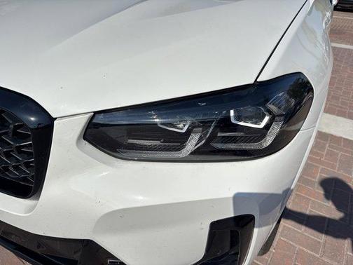 2024 BMW X4 xDrive30i