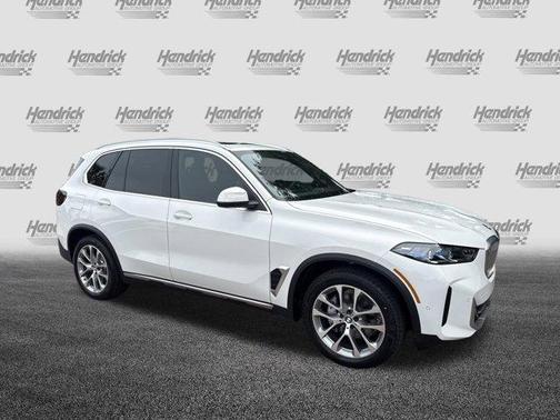 Alpine White 2026 BMW X5 xDrive40i