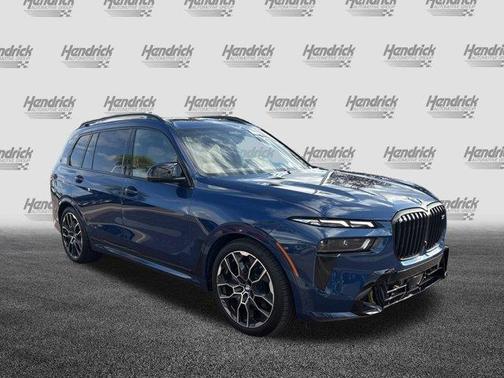 2024 BMW X7 M60i