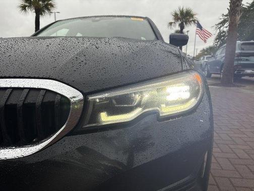 2021 BMW 330 i xDrive