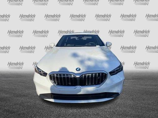 2025 BMW i5 eDrive40