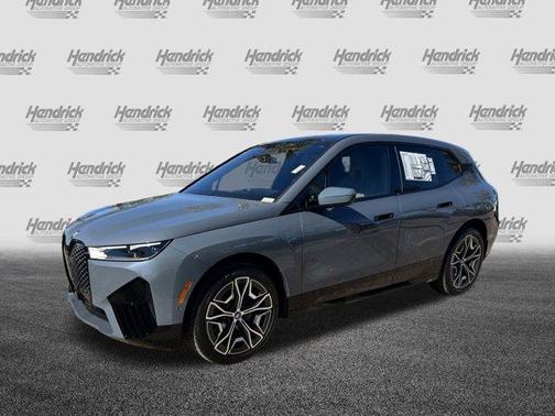 2025 BMW iX xDrive50
