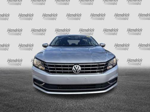 2018 Volkswagen Passat 2.0T SE