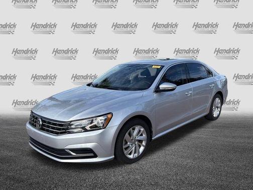 2018 Volkswagen Passat 2.0T SE