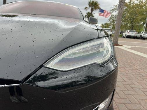 2020 Tesla Model S Long Range Plus