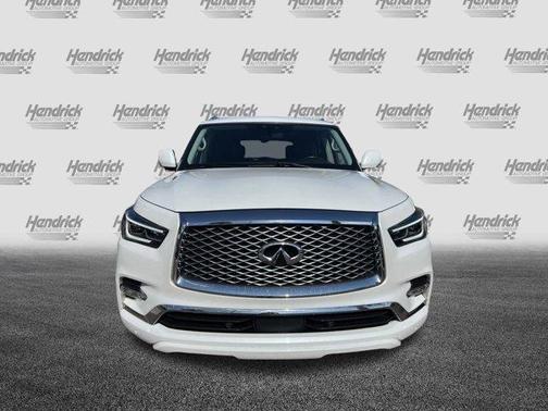 2021 INFINITI QX80 Luxe