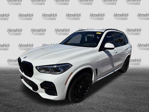 2023 BMW X5 M50i