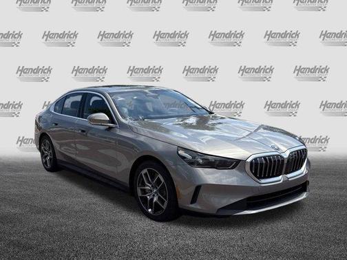 2025 BMW i5 eDrive40