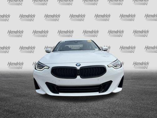 2023 BMW 230 i xDrive