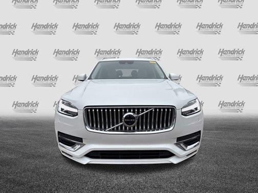 2022 Volvo XC90 Recharge Plug-In Hybrid INSCRIPTION