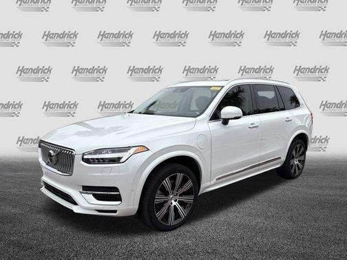 2022 Volvo XC90 Recharge Plug-In Hybrid INSCRIPTION