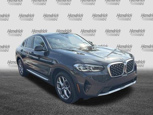 2025 BMW X4 xDrive30i