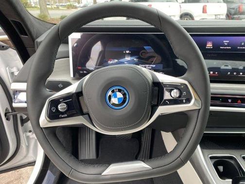 2025 BMW i7 eDrive50