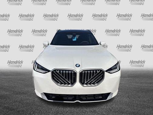 Mineral White Metallic 2026 BMW X3 30 xDrive