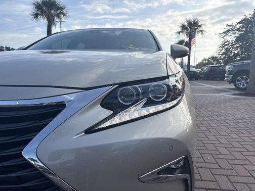 2016 Lexus ES 350 Base