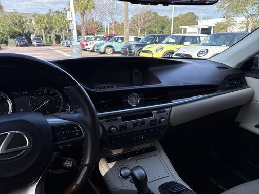 2016 Lexus ES 350 Base