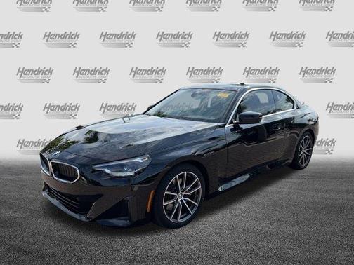 2023 BMW 230 i