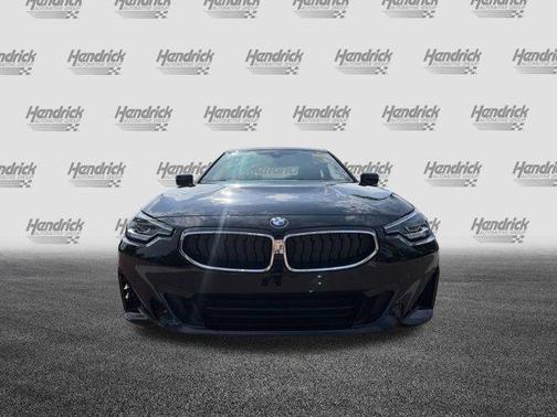 2023 BMW 230 i