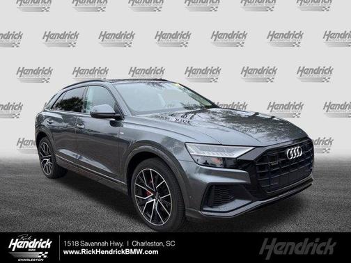 2019 Audi Q8 Premium Plus