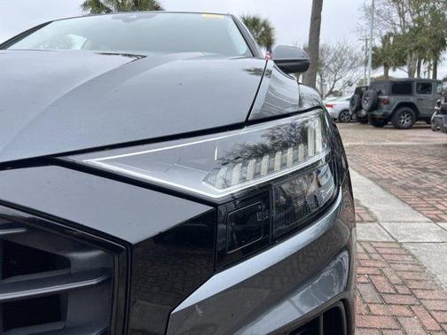 2019 Audi Q8 Premium Plus