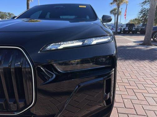 2024 BMW 760 760i xDrive