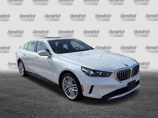 2024 BMW 530 i