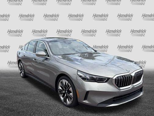 2024 BMW 530 i