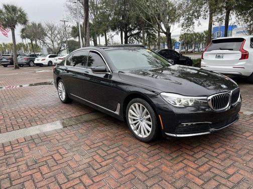 2018 BMW 740 i
