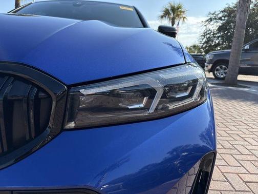 2023 BMW 330e xDrive