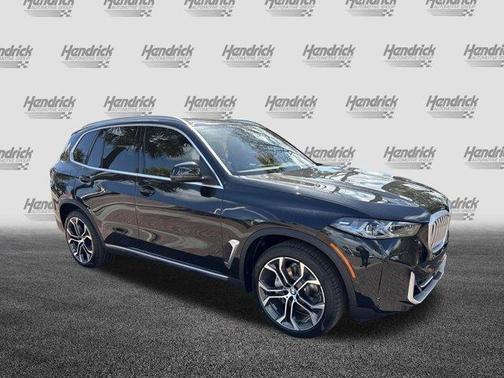 Black Sapphire Metallic 2026 BMW X5 xDrive40i