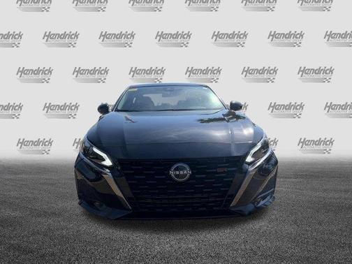 2024 Nissan Altima 2.0 SR