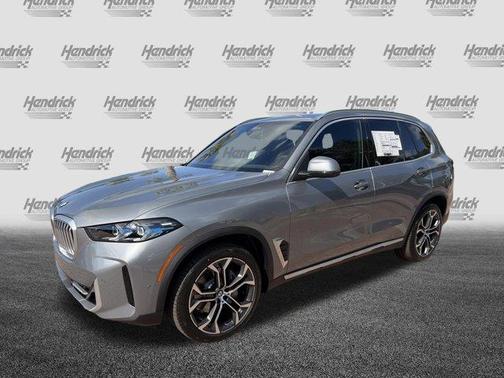 Gray Metallic 2026 BMW X5 xDrive40i