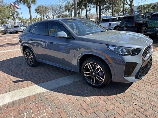 2025 BMW X2 xDrive28i