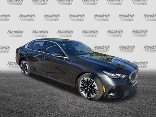 2024 BMW 530 i xDrive