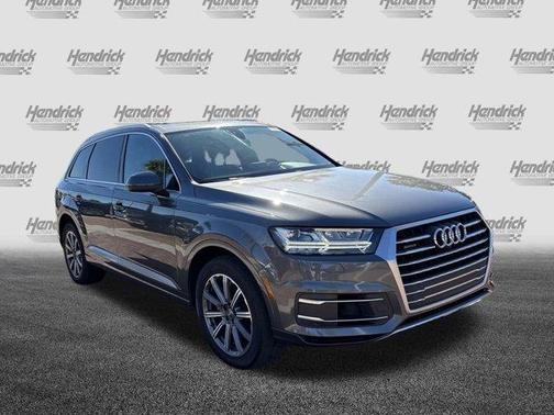 2019 Audi Q7 55 Premium Plus