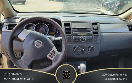 2009 Nissan Versa 1.8 S