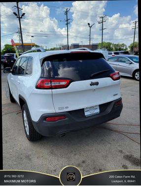 2016 Jeep Cherokee Sport