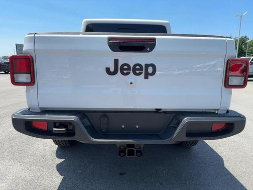 2025 Jeep Gladiator Sport S